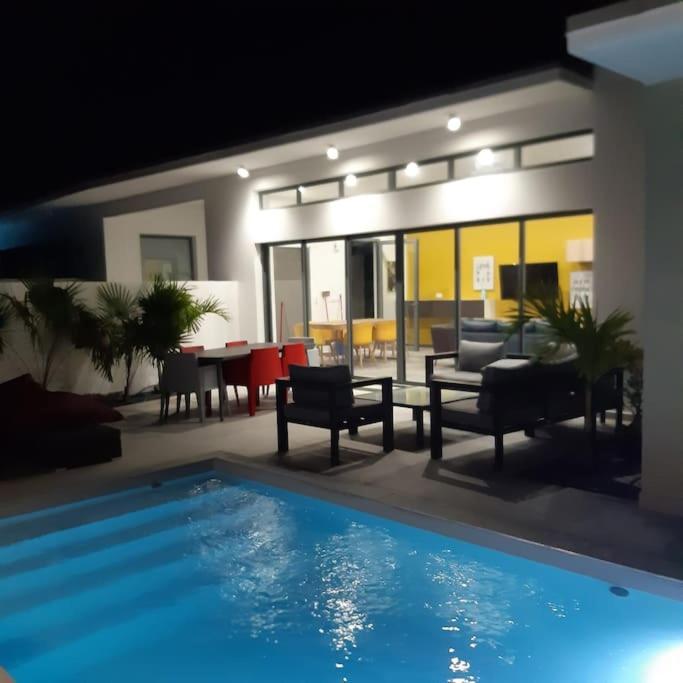 Palm Villas Sainte-Anne  Extérieur photo