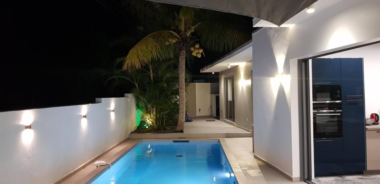 Palm Villas Sainte-Anne  Extérieur photo