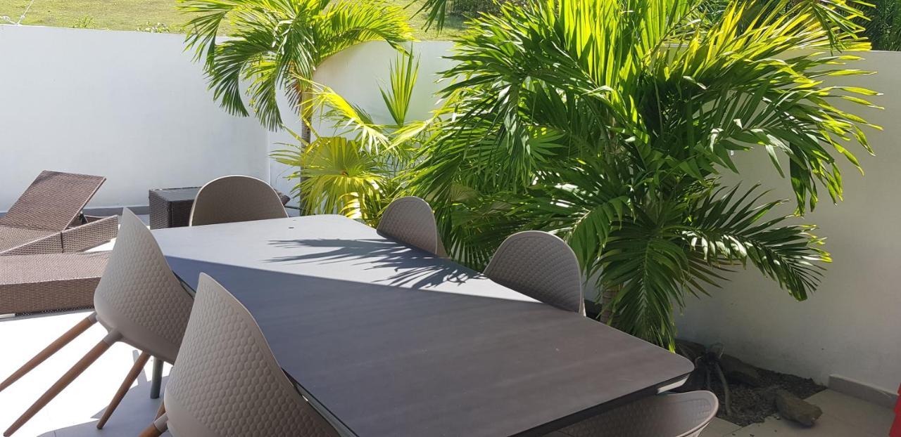 Palm Villas Sainte-Anne  Extérieur photo